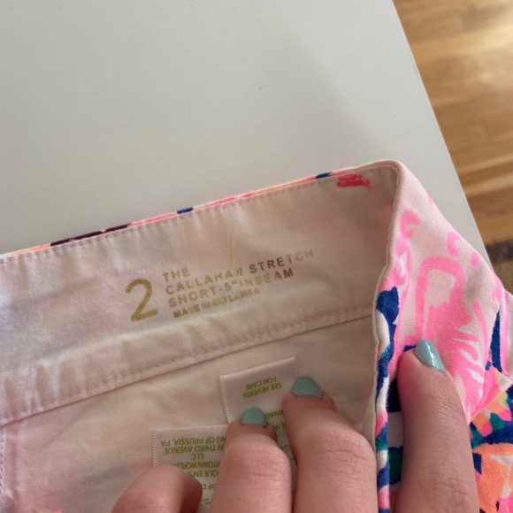 Lilly Pulitzer Callahan stretch short 5” inseam - Picture 6 of 8